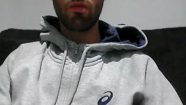 Snapshot of juju156111 chatting on November 6, 8:32 pm juju156111 online show from November 6, 8:32 pm