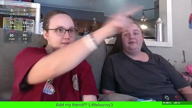 Snapshot of ZeTurtleMaster chatting on September 9, 10:09 pm ZeTurtleMaster online show from September 9, 10:09 pm