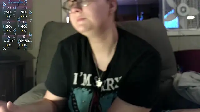 Snapshot of ZeTurtleMaster chatting on December 17, 12:49 am ZeTurtleMaster online show from December 17, 12:49 am