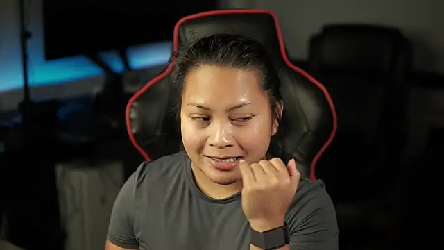 Bubbleliyah online show from January 1, 11:40 pm