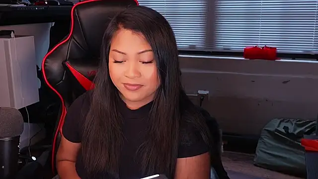 Bubbleliyah online show from September 29, 8:13 pm