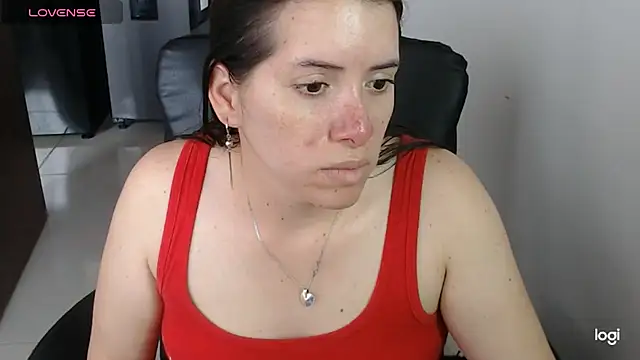 Snapshot of spicey_latina chatting on May 31, 4:36 pm spicey latina online show from May 31, 4:36 pm