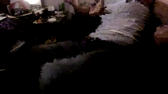 Snapshot of justinewe69 chatting on February 14, 4:42 am justinewe69 online show from February 14, 4:42 am