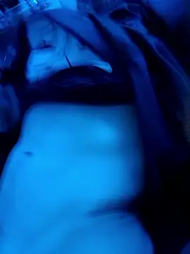 Snapshot of justinewe69 chatting on February 21, 12:55 am justinewe69 online show from February 21, 12:55 am