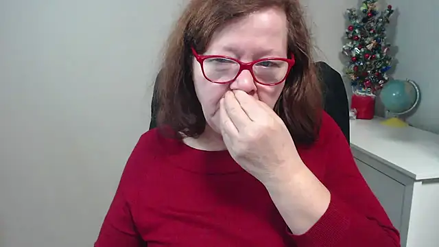 Adelewildx online show from January 9, 4:41 am