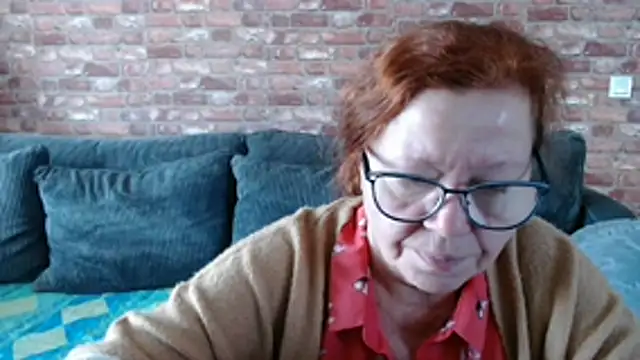 Adelewildx online show from November 15, 12:02 pm