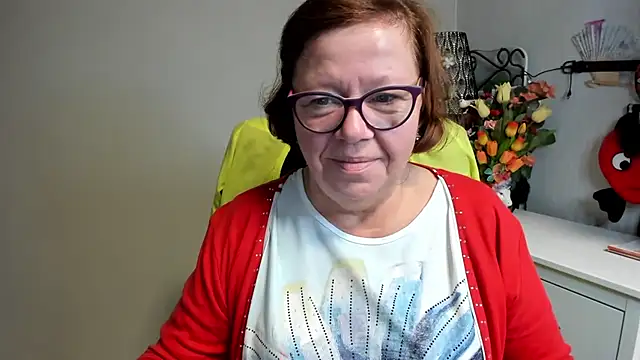 Adelewildx online show from June 11, 3:48 am