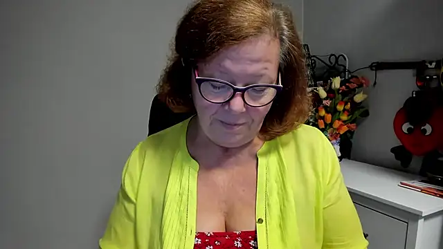 Adelewildx online show from July 16, 3:34 am