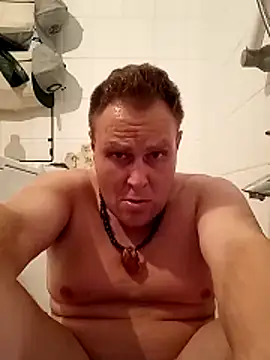 Snapshot of OliverBerlinSucht chatting on October 20, 1:17 am OliverBerlinSucht online show from October 20, 1:17 am