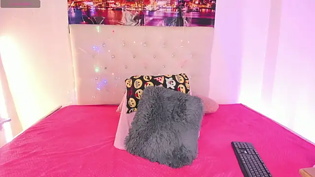 Snapshot of BrendaKennedy chatting on March 11, 10:53 pm BrendaKennedy online show from March 11, 10:53 pm