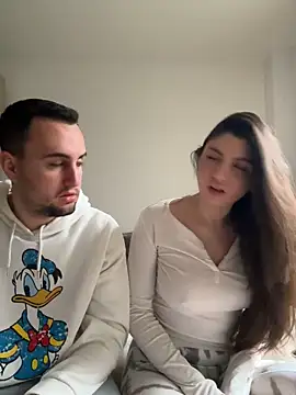 couplepenetration online show from December 7, 9:39 am