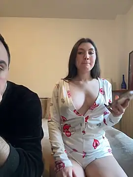 couplepenetration online show from January 13, 10:36 am