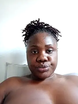 Snapshot of Sweetlolly92 chatting on July 22, 2:42 pm Sweetlolly92 online show from July 22, 2:42 pm