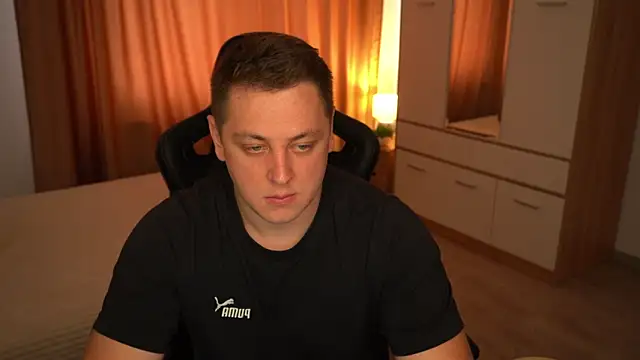 Snapshot of David_Doc chatting on September 13, 1:11 pm David Doc online show from September 13, 1:11 pm