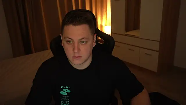 Snapshot of David_Doc chatting on September 30, 4:12 pm David Doc online show from September 30, 4:12 pm