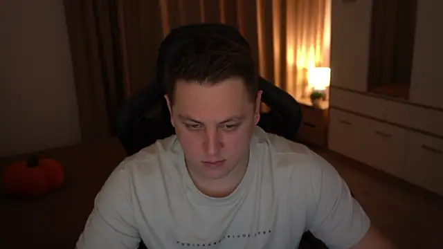 Snapshot of David_Doc chatting on October 21, 5:24 pm David Doc online show from October 21, 5:24 pm