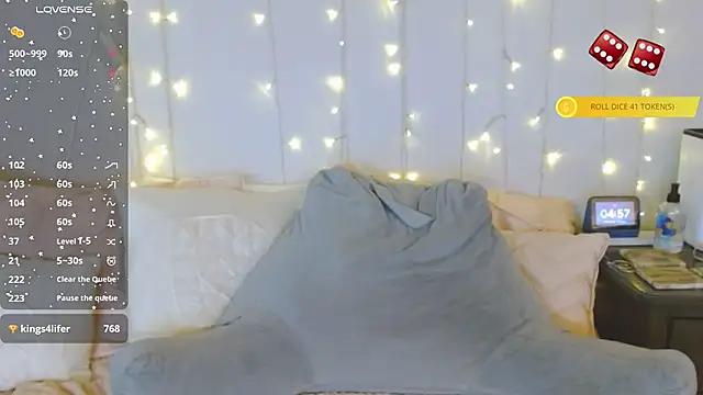 Snapshot of Cateycakes chatting on March 20, 9:59 am Cateycakes online show from March 20, 9:59 am