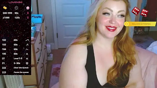 Snapshot of Cateycakes chatting on April 16, 6:58 am Cateycakes online show from April 16, 6:58 am
