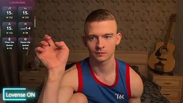 Snapshot of Marvelboy_ chatting on December 21, 1:24 am Marvelboy online show from December 21, 1:24 am