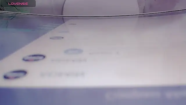 Snapshot of AnnieGOld_ chatting on October 20, 7:14 pm AnnieGOld online show from October 20, 7:14 pm