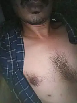 Snapshot of dreamtoungelick69 chatting on June 7, 9:51 pm dreamtoungelick69 online show from June 7, 9:51 pm
