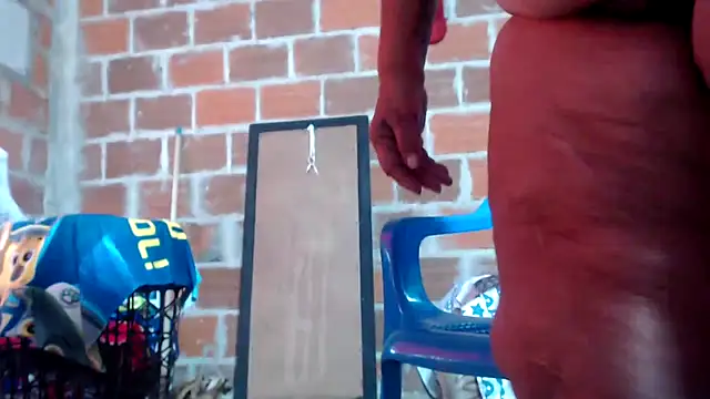 Snapshot of juanys_asshot chatting on March 14, 12:51 pm juanys asshot online show from March 14, 12:51 pm