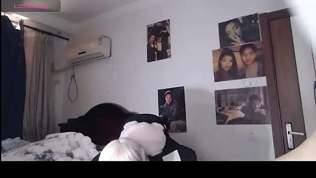 Snapshot of candy_cola chatting on November 12, 2:45 am candy cola online show from November 12, 2:45 am