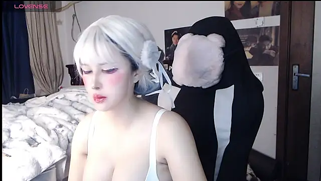 Snapshot of candy_cola chatting on November 13, 11:09 am candy cola online show from November 13, 11:09 am