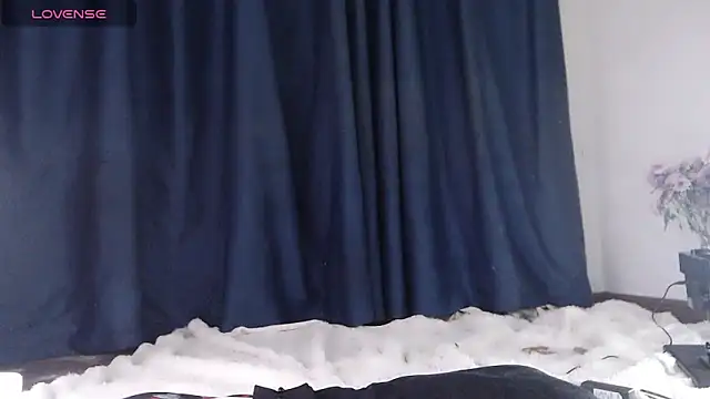 Snapshot of candy_cola chatting on November 22, 2:49 pm candy cola online show from November 22, 2:49 pm