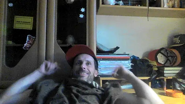 Snapshot of FireFox_Feel chatting on March 14, 4:09 pm FireFox Feel online show from March 14, 4:09 pm