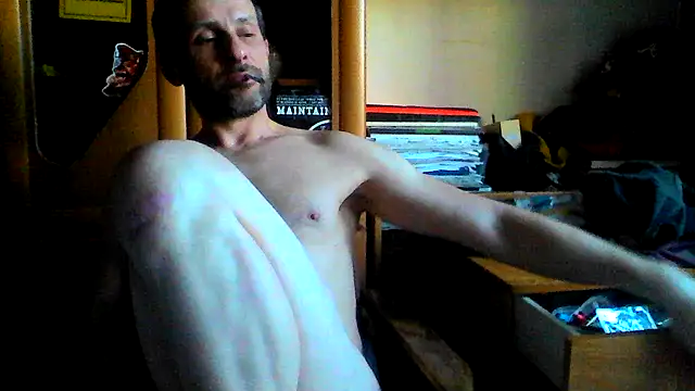 Snapshot of FireFox_Feel chatting on March 19, 3:51 pm FireFox Feel online show from March 19, 3:51 pm