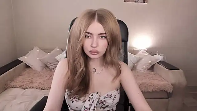 ViolettaLopez online show from February 23, 10:17 am