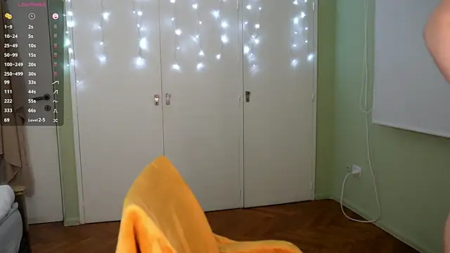 Snapshot of Black_Eva_ chatting on December 19, 4:13 pm Black Eva online show from December 19, 4:13 pm