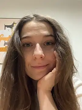 Chantwow online show from February 19, 8:05 pm