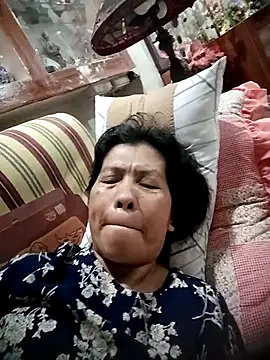 Snapshot of TropicalFlower chatting on October 11, 10:25 am TropicalFlower online show from October 11, 10:25 am