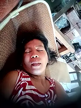 Snapshot of TropicalFlower chatting on October 22, 4:02 am TropicalFlower online show from October 22, 4:02 am