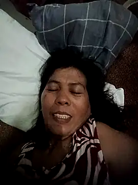 Snapshot of TropicalFlower chatting on October 28, 2:42 pm TropicalFlower online show from October 28, 2:42 pm