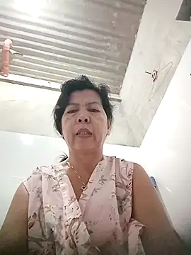 Snapshot of TropicalFlower chatting on October 31, 9:49 pm TropicalFlower online show from October 31, 9:49 pm