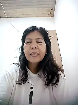 Snapshot of TropicalFlower chatting on November 17, 8:47 pm TropicalFlower online show from November 17, 8:47 pm