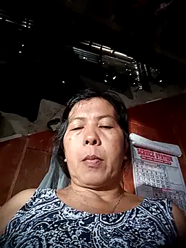 Snapshot of TropicalFlower chatting on November 23, 1:49 am TropicalFlower online show from November 23, 1:49 am