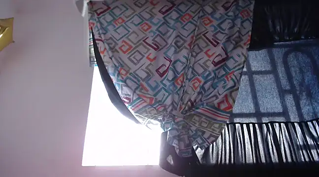 mayhott2 online show from January 30, 5:28 pm