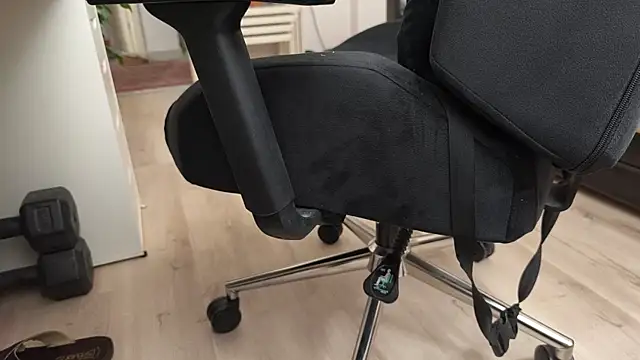 Snapshot of Emre_Ty chatting on October 12, 7:40 am Emre Ty online show from October 12, 7:40 am