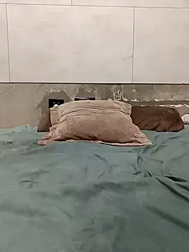 Krasav4ik4ik online show from February 12, 7:35 pm