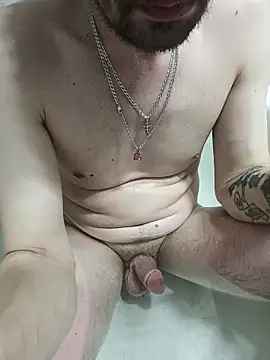 Snapshot of Krasav4ik4ik chatting on February 27, 9:48 pm Krasav4ik4ik online show from February 27, 9:48 pm