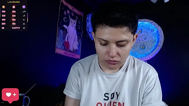 girl intense444 online show from February 19, 1:07 pm