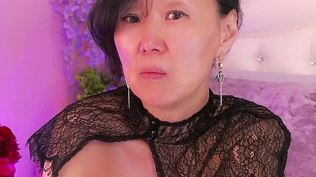 Snapshot of Asian_legs chatting on May 30, 10:34 am Asian legs online show from May 30, 10:34 am
