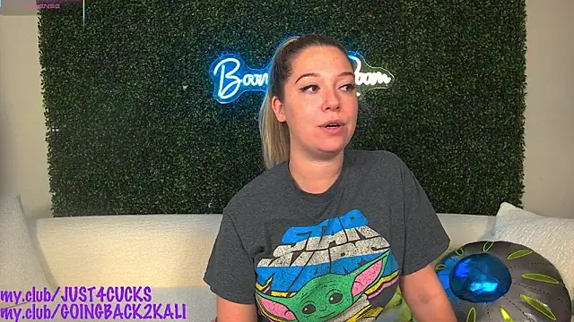 boomboomr00m online show from September 24, 7:55 am