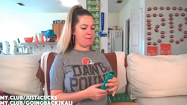 boomboomr00m online show from November 9, 6:06 pm