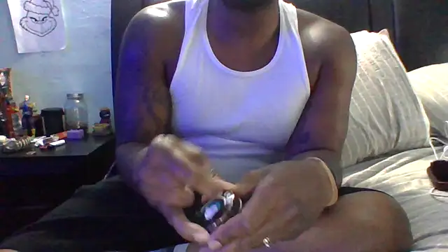 Snapshot of ReeferMadness59 chatting on July 5, 8:38 pm ReeferMadness59 online show from July 5, 8:38 pm