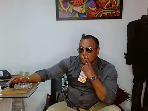 Snapshot of hardrock982 chatting on June 11, 1:31 pm hardrock982 online show from June 11, 1:31 pm